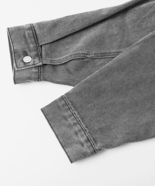 AMELY(エミリー)の「ショートデニムジャケット(デニムジャケット・レディース・ブラック/ブルー・フリー)」の9枚目の写真
