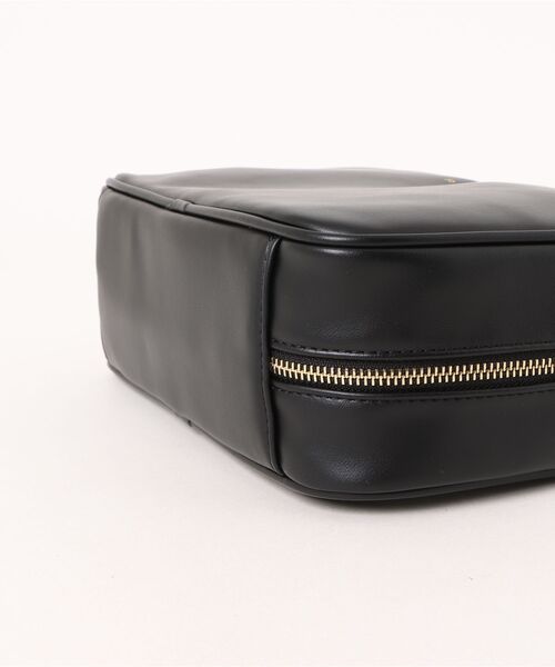 REDYAZEL（レディアゼル）の「スクエアボストンバック（ショルダーバッグ・レディース・キャメル/カーキ/ブラウン系その他/ブラック・FREE）」の6枚目の写真