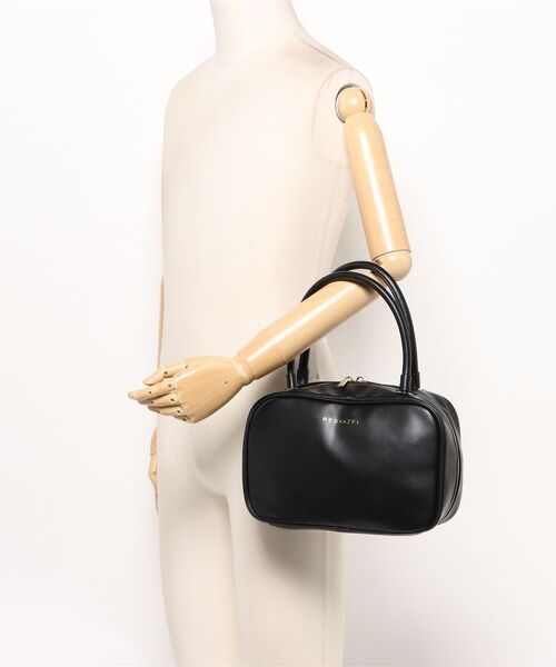REDYAZEL（レディアゼル）の「スクエアボストンバック（ショルダーバッグ・レディース・キャメル/カーキ/ブラウン系その他/ブラック・FREE）」の8枚目の写真