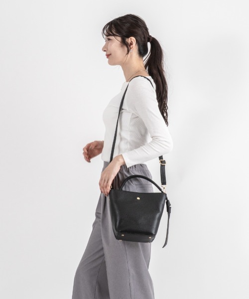 Rivel(リヴェル)の「【ANTONELLO MASI/アントネッロマージ】ショルダーバッグ ハンドバッグ イタリア製(ショルダーバッグ・レディース・ブラック・FREE)」の11枚目の写真