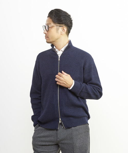 MEN'S MELROSE（メンズメルローズ）の「タックリブスタンドZIP / ドライバーズニット（カーディガン/ボレロ・メンズ・グレー/ネイビー・2/4/3）」の4枚目の写真
