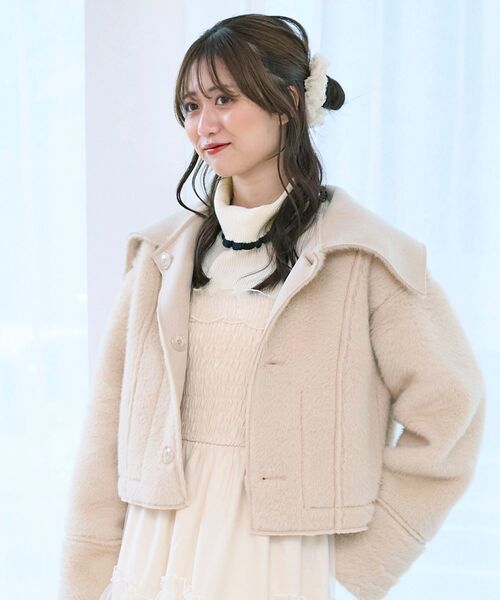 MAJESTIC LEGON(マジェスティックレゴン)の「リバーシブルビッグカラーブルゾン(ブルゾン・レディース・アイボリー/ブラウン・SMALL/MEDIUM)」の3枚目の写真