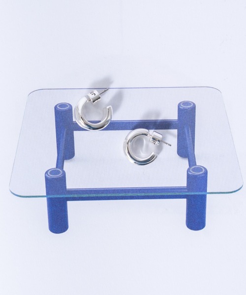 JENNYBIRD(ジェニーバード)の「【JENNY BIRD/ジェニーバード】フープピアス Mini Lennon Hoops(ピアス(両耳用)・レディース・ゴールド/シルバー・FREE)」の8枚目の写真