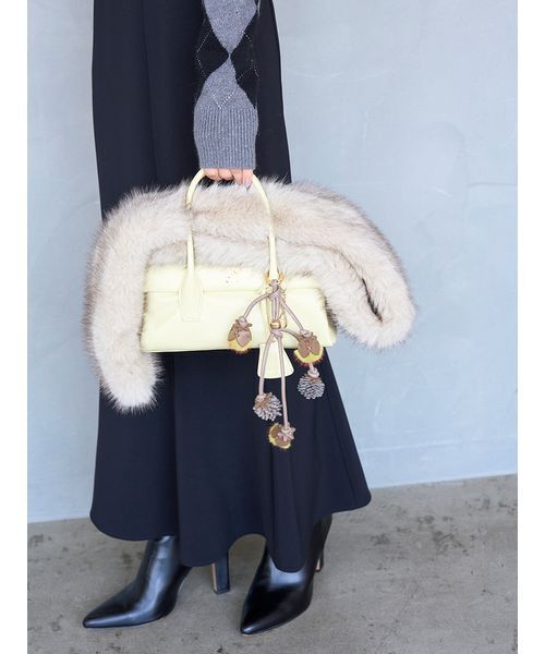 SNIDEL（スナイデル）の「ファーティペット（ストール/ショール・レディース・アイボリー/カーキ/グレー・F）」の11枚目の写真