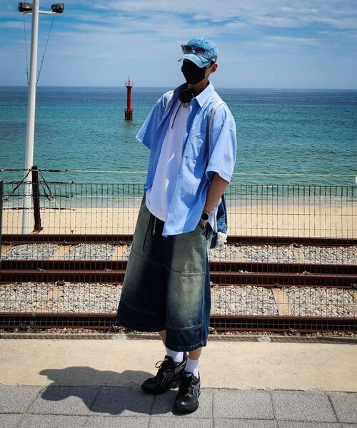 F.ILLUMINATE（フィルミネイト）の「オーバーフィットオックスフォードハーフシャツ - スカイブルー（シャツ/ブラウス・レディース・その他・LARGE）」の6枚目の写真