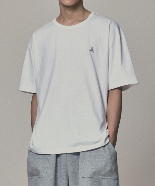 Verdnt（バーダント）の「オリジナルバードロゴ刺繍Tシャツ[ホワイト]（Tシャツ/カットソー・レディース・ホワイト・SMALL/MEDIUM/LARGE）」の2枚目の写真