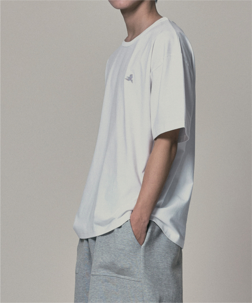 Verdnt（バーダント）の「オリジナルバードロゴ刺繍Tシャツ[ホワイト]（Tシャツ/カットソー・レディース・ホワイト・SMALL/MEDIUM/LARGE）」の3枚目の写真