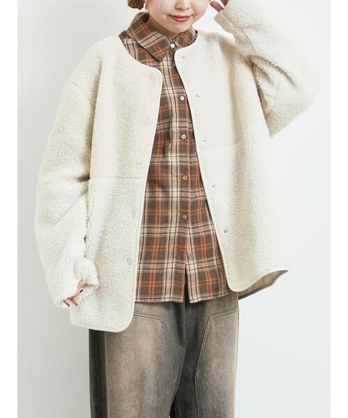 SM2（エスエムツー）の「切替ボアジャケット（ノーカラージャケット・レディース・チャコールグレー/ネイビー/キナリ・F）」の20枚目の写真