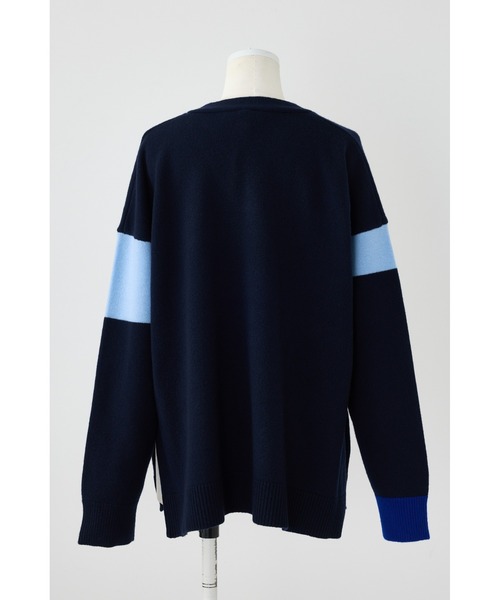 ENFOLD（エンフォルド）の「Vネックカラーブロックプルオーバー（ニット/セーター・レディース・グリーン/ダークネイビー/チャコールグレー・38）」の12枚目の写真