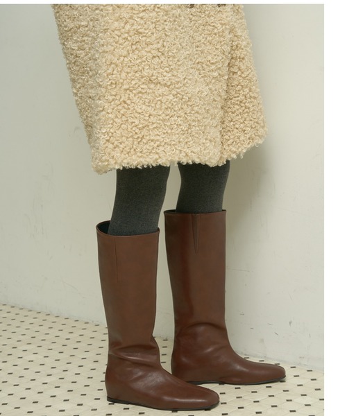 Lutim by u(ルチバイユー)の「Minimal Long Boots/ミニマルロングブーツ(ブーツ・レディース・ブラウン/ブラック・23.5/24.5)」の13枚目の写真