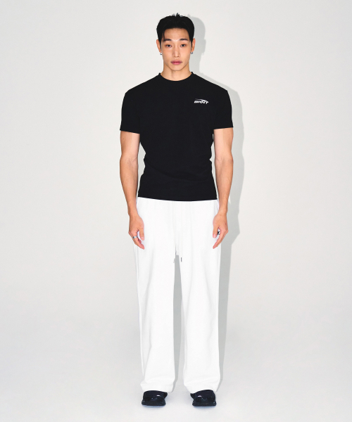 BORN TO WIN（ボーントゥウィン）の「CHROME B SEMI WIDE PANTS [WHITE]（スウェットパンツ・メンズ・その他・1/2）」の4枚目の写真