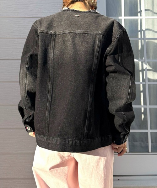 Q（キュー）の「ノーカラーデニムブルゾン（デニムジャケット・レディース・ブラック/ライトブルー・MEDIUM）」の22枚目の写真