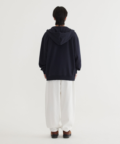 COVERNAT（カバーナット）の「Cロゴフードジップアップ ダークネイビー（パーカー・レディース・その他・X-SMALL/SMALL/MEDIUM/LARGE/X-LARGE/XX-LARGE）」の6枚目の写真
