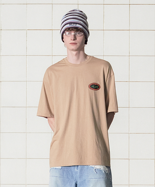 UNALLOYED(アナロイド)の「シンボルロゴTシャツ / ベージュ(Tシャツ/カットソー・メンズ・その他・SMALL/MEDIUM/LARGE)」の3枚目の写真