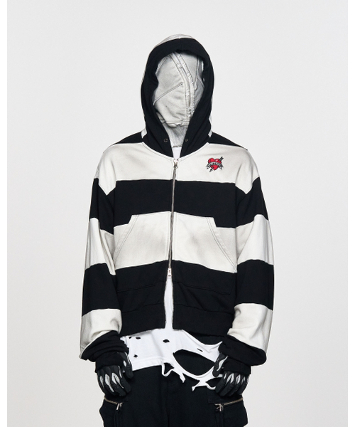 SCHISM INDUCING(スキズムインデューシング)の「STEAL HEART HOODIE BLACK(パーカー・レディース・その他・FREE)」の15枚目の写真