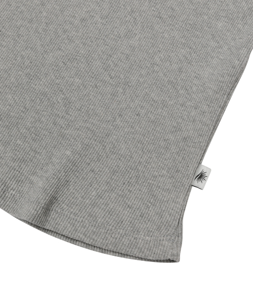 SUNDAY FRUIT MARKET(サンデーフルーツマーケット)の「W) Sunday SLEEVELESS GRAY(Tシャツ/カットソー・レディース・その他・SMALL)」の5枚目の写真