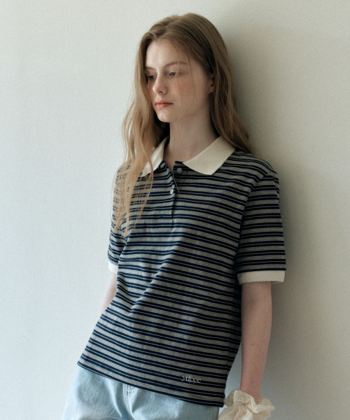 Button Stripe T‑Shirt — футболка в полоску, тёмно‑синяя.