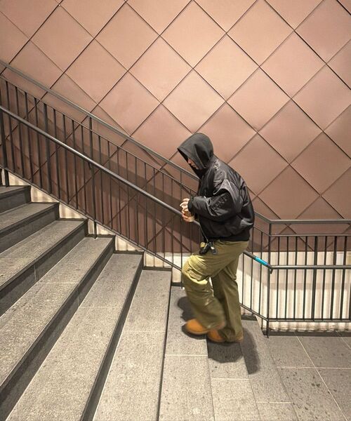 UNGIMMICK(アンジミック)の「HALF ZIP-UP HOODIE (BLACK)(パーカー・メンズ・その他・MEDIUM/LARGE)」の3枚目の写真