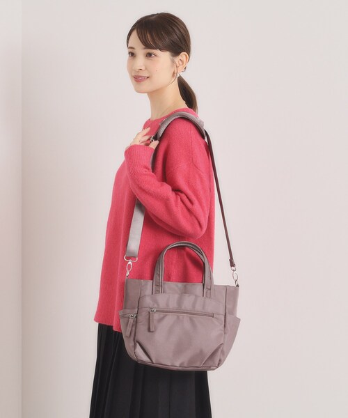 ITS'DEMO(イッツデモ)の「<人間工学>撥水2WAYトート(トートバッグ・レディース・ナチュラル/ブラック/ベージュ/ピンク系・00)」の12枚目の写真