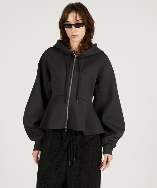 PRANK PROJECT(プランクプロジェクト)の「【2026Spring Pre-Order】ペプラムフーディパーカー / Peplum Hoodie(パーカー・レディース・チャコールグレー/ライトグレー・FREE)」の2枚目の写真