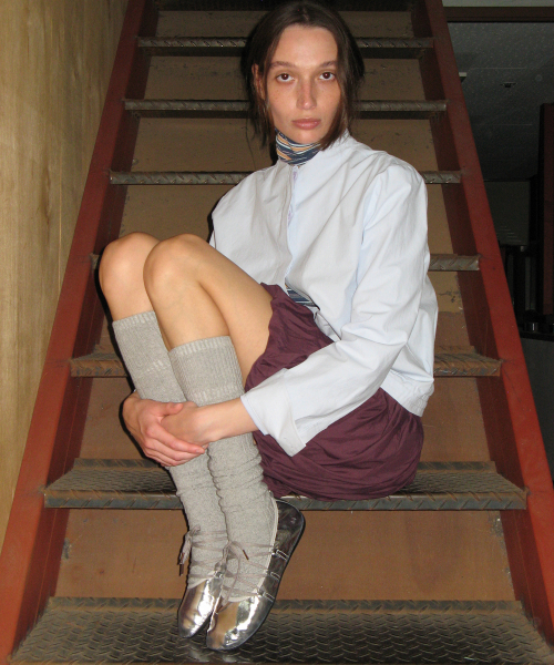 FOGGY MOODY（ポギムディ）の「Blessed 0001. レースアップフラットシューズ - 3色（バレエシューズ・レディース・ブラック/ブラウン/シルバー・22.5cm/23cm/23.5cm/24cm/24.5cm/25cm）」の15枚目の写真