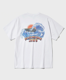OUTSTANDING（アウトスタンディング）の「V.S.C TEE(PEAHI BIG WAVE)_WHITE（Tシャツ/カットソー・メンズ）」
