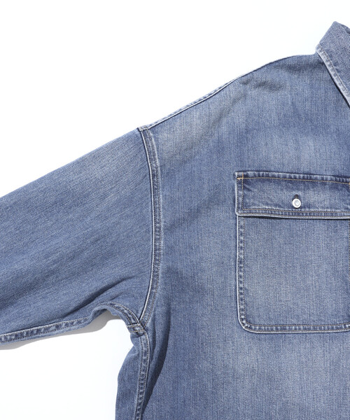 Healthy denim（ヘルシーデニム）の「Healthy Denim/ヘルシーデニム Almond / ビッグシルエット デニムシャツ（シャツ/ブラウス・レディース・ブルー/サックスブルー・ONE SIZE）」の16枚目の写真