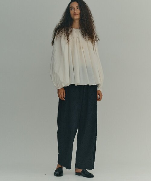 Dhritie(ドゥリティエ)の「【2026SS Debut】【Dhritië】【手洗い可】刺繍ブラウス(シャツ/ブラウス・レディース・オフホワイト/ブラック・FREE)」の6枚目の写真