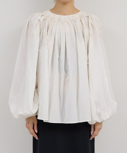Dhritie(ドゥリティエ)の「【2026SS Debut】【Dhritië】【手洗い可】刺繍ブラウス(シャツ/ブラウス・レディース・オフホワイト/ブラック・FREE)」の7枚目の写真