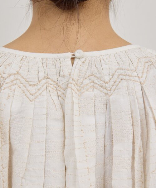 Dhritie(ドゥリティエ)の「【2026SS Debut】【Dhritië】【手洗い可】刺繍ブラウス(シャツ/ブラウス・レディース・オフホワイト/ブラック・FREE)」の11枚目の写真
