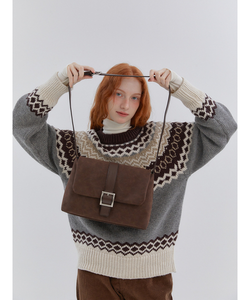 ANOETIC（アノエティック）の「ANC SUEDE CROSS BODY BAG_DARK BROWN（メッセンジャーバッグ・レディース・ダークブラウン・FREE）」の2枚目の写真