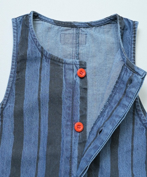 MARKEY'S（マーキーズ）の「デニムルーズフィットサロペット（サロペット/オーバーオール・キッズ・ネイビー/ライトブルー・100/130/120/110/90）」の9枚目の写真