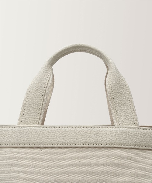 NOTHING WRITTEN（ナッシングリトゥン）の「NOTHING WRITTEN / ナッシングリトゥン 1967 half tote bag カウレザー ハンドバッグ 2026年春夏（ハンドバッグ・レディース・ブラック/ナチュラル・FREE）」の15枚目の写真