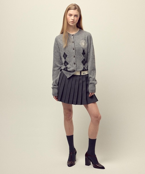 Mardi Mercredi(マルディメクルディ)の「CASHMERE BLENDED CARDIGAN ROUND NECK ARGYLE / カシミヤ ブレンド カーディガン ラウンドネック アーガイル(カーディガン/ボレロ・レディース・ダークグレー/グレー・FREE)」の15枚目の写真