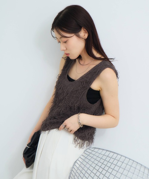 NOGLE(ノグル)の「【NOGLE/ノグル】ループ フリンジ ニット ビスチェ(ベスト・レディース・ベージュ/グレー/アイボリー/イエロー・FREE)」の22枚目の写真