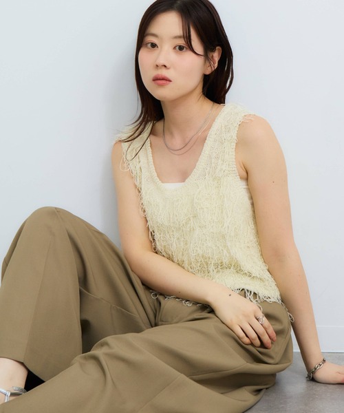 NOGLE(ノグル)の「【NOGLE/ノグル】ループ フリンジ ニット ビスチェ(ベスト・レディース・ベージュ/グレー/アイボリー/イエロー・FREE)」の10枚目の写真