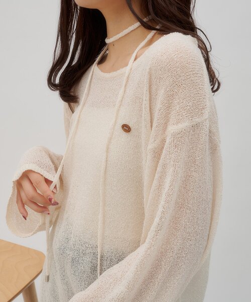DISCOAT(ディスコート)の「【umm./5色展開】チョーカー付きプルオーバー(ニット/セーター・レディース・サックスブルー/アイボリー/ネイビー/レモンイエロー/グレー・FREE)」の9枚目の写真