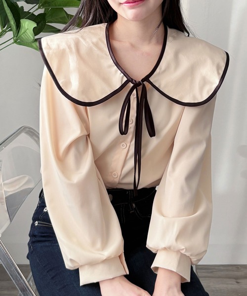 Dewlily(デューリリー)の「さりげない甘さを添える◎セーラー風配色リボンブラウス(シャツ/ブラウス・レディース・ブラック/ホワイト/アイボリー・FREE)」の22枚目の写真