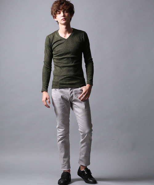 5351 POUR LES HOMMES（ゴーサンゴーイチプールオム）の「クラッシュテレコVネックカットソー（Tシャツ/カットソー・メンズ・カーキ/グレー/ブラック/ホワイト・1/3/2）」の21枚目の写真