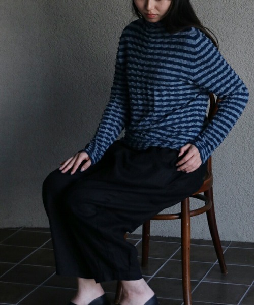 sanpo kuschel(サンポクシェル)の「凹凸が素敵なウールトップス(ニット/セーター・レディース・ブルー・FREE)」の11枚目の写真