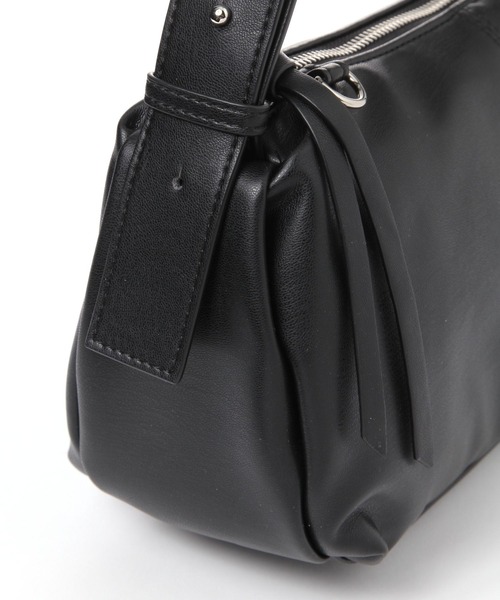 studio CLIP（スタディオクリップ）の「【CLIP BY STAFF/moezo企画】2WAY合皮ショルダーバッグ（ショルダーバッグ・レディース・ブラウン/グレー/ブラック・FREE）」の7枚目の写真