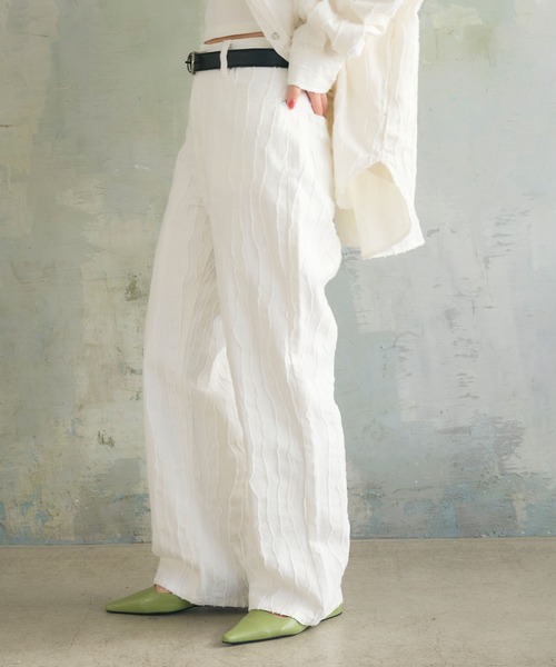 ELLEgirl（エルガール）の「フリンジジャガードパンツ（デニムパンツ・レディース・オフホワイト/ベージュ・M/L）」の2枚目の写真