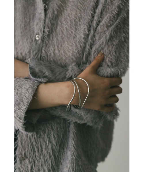 STYLEMIXER（スタイルミキサー）の「ウェーブバングル（バングル/リストバンド・レディース・ゴールド/シルバー・FREE）」の2枚目の写真