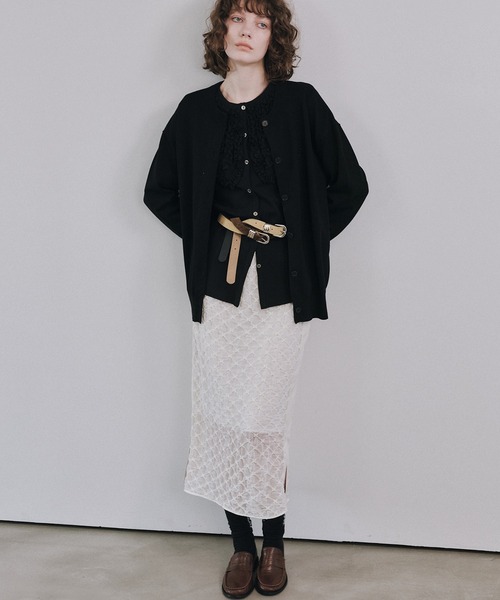 LE CIEL BLEU（ルシェルブルー）の「LEエンブロイダリーカーディガン / LE embroidery Cardigan（カーディガン/ボレロ・レディース・グレー/ブラック・36）」の11枚目の写真