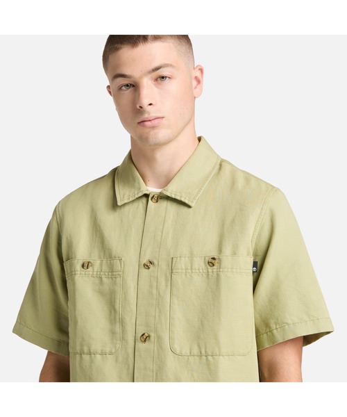 Timberland（ティンバーランド）の「コットンリネン ユーティリティ 半袖 シャツ メンズ（シャツ/ブラウス・メンズ・セージグリーン・LARGE/MEDIUM/X-LARGE）」の3枚目の写真