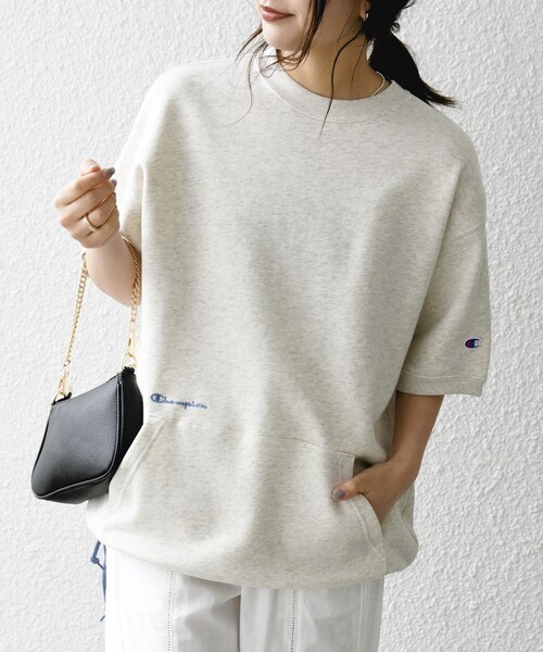 Champion(チャンピオン)の「【SHIPS any別注】Champion: ロゴ刺繍 スピンドル スウェット Tシャツ 26SS◇(Tシャツ/カットソー・メンズ・ナチュラル/ライトブルー/ブラック・X-LARGE/LARGE/MEDIUM)」の4枚目の写真