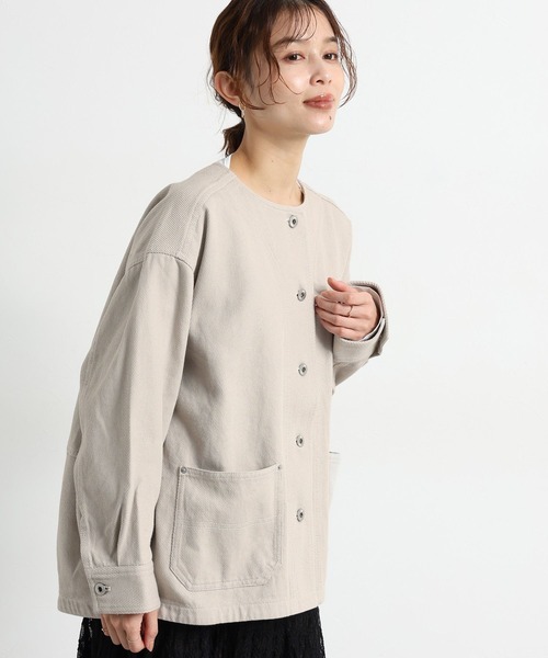 studio CLIP（スタディオクリップ）の「コットンノーカラーツイルポケットジャケット（ノーカラージャケット・レディース・ピンク/ライトグレー/アイボリー・FREE）」の5枚目の写真