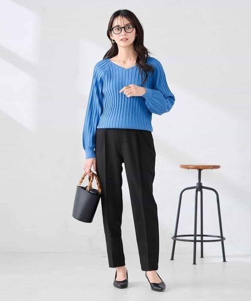 a.v.v(アーヴェヴェ)の「【WEB限定/支持率NO.1/イージーケア/ストレッチ】スッキリ見えテーパードパンツ(その他パンツ・レディース・ネイビー/アイボリー/グレー/ブラック・34/38/40/42/36)」の19枚目の写真