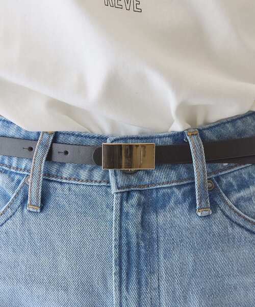 AMERICAN HOLIC(アメリカンホリック)の「スクエアメタルパーツベルト(ベルト・レディース・ブラック/ベージュ・FREE)」の1枚目の写真