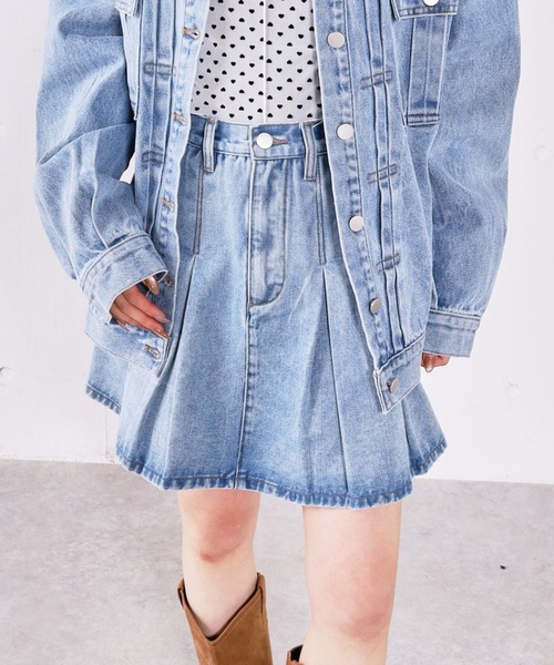 archives（アルシーヴ）の「デニムプリーツミニスカート（デニムスカート・レディース・ブルー/ブラック・SMALL/MEDIUM）」の2枚目の写真